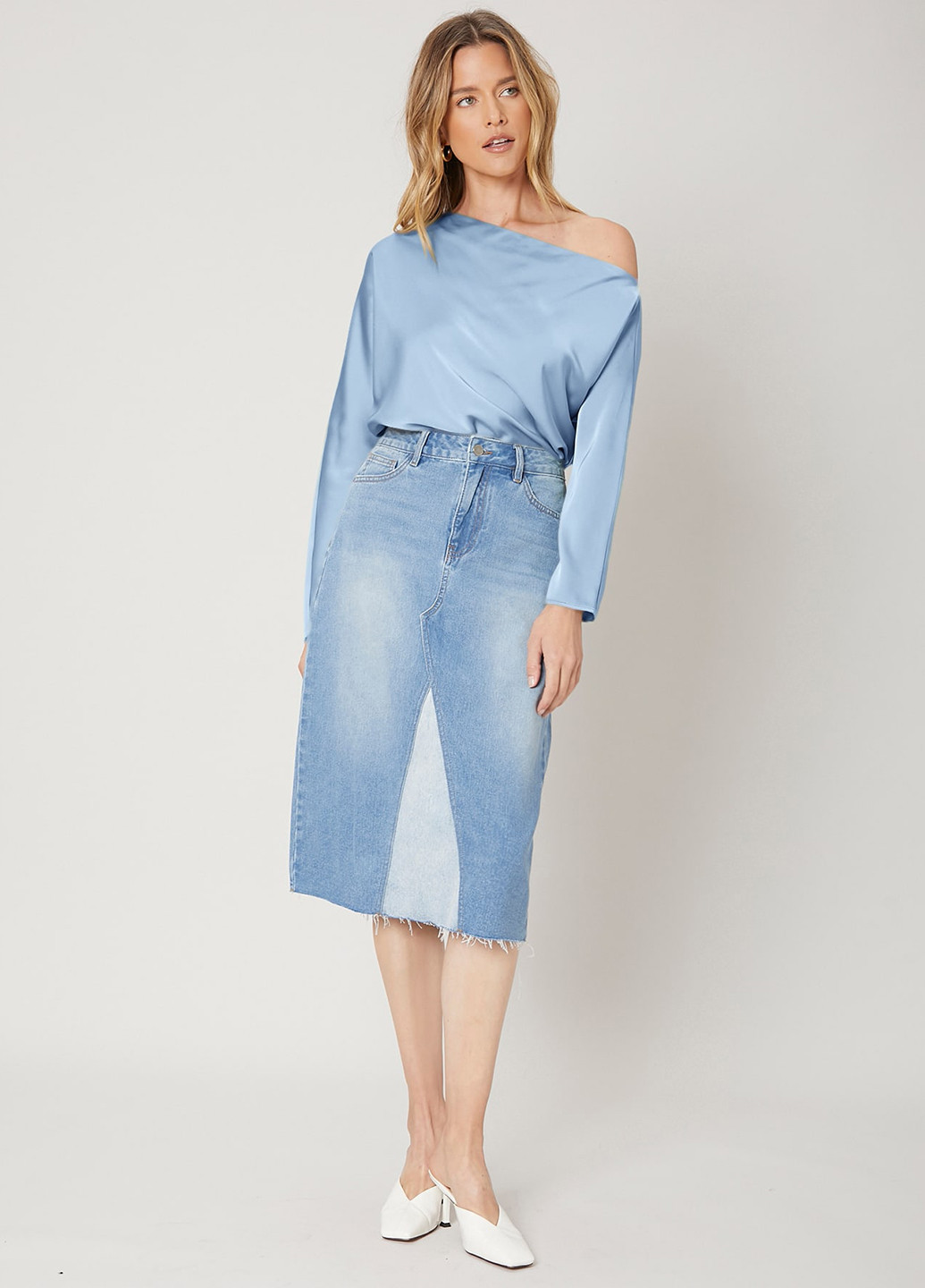 Блакитна блуза SHEIN