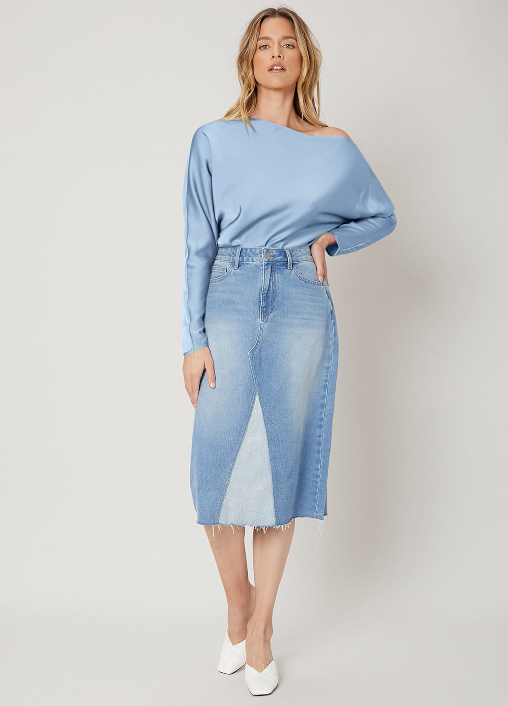 Блакитна блуза SHEIN