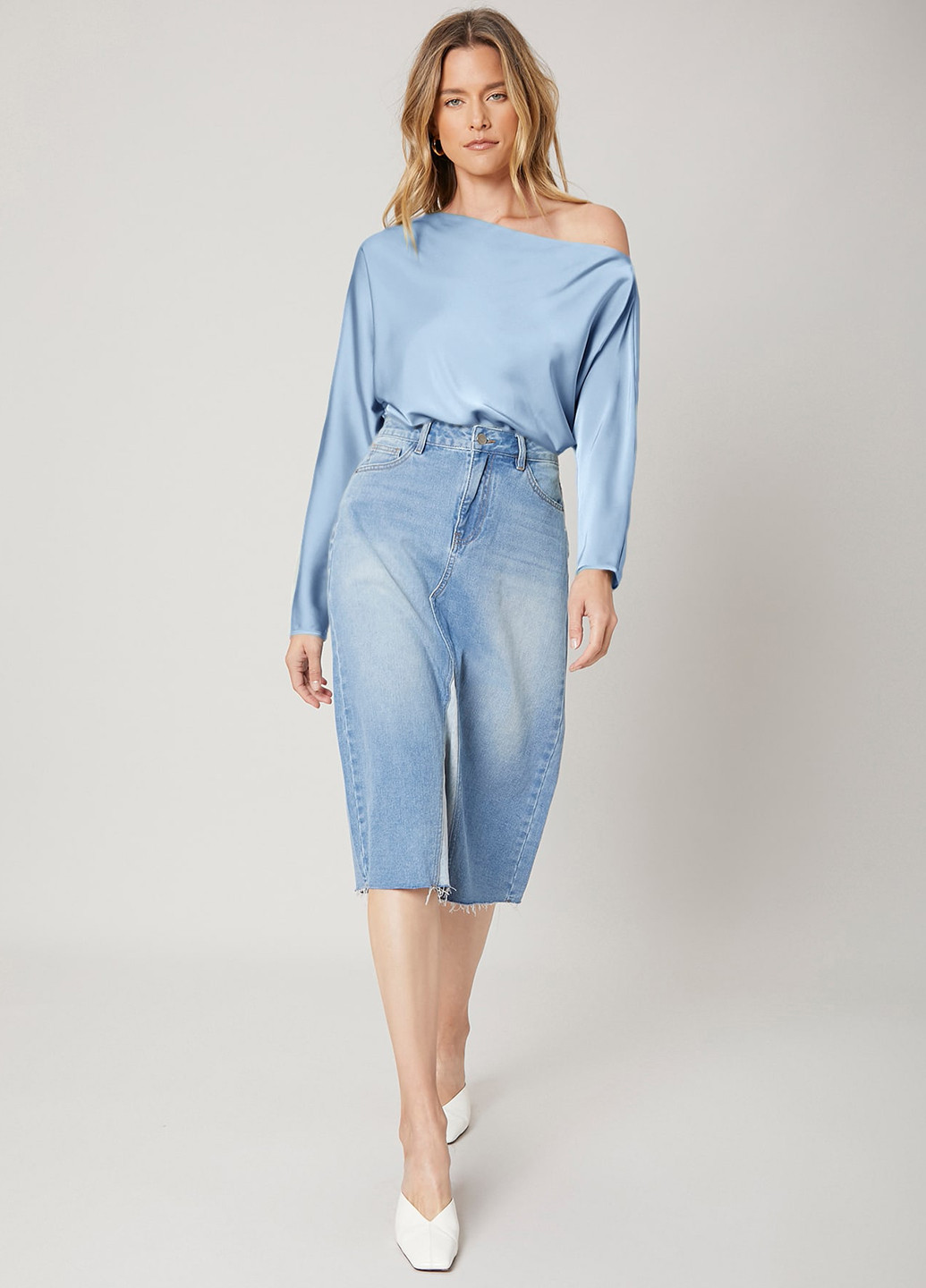 Блакитна блуза SHEIN