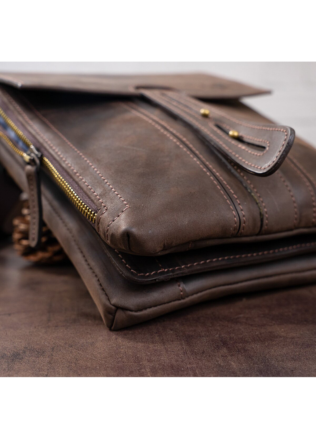 Чоловіча шкіряна сумка 22х26х2,5 см Shvigel (229459975)