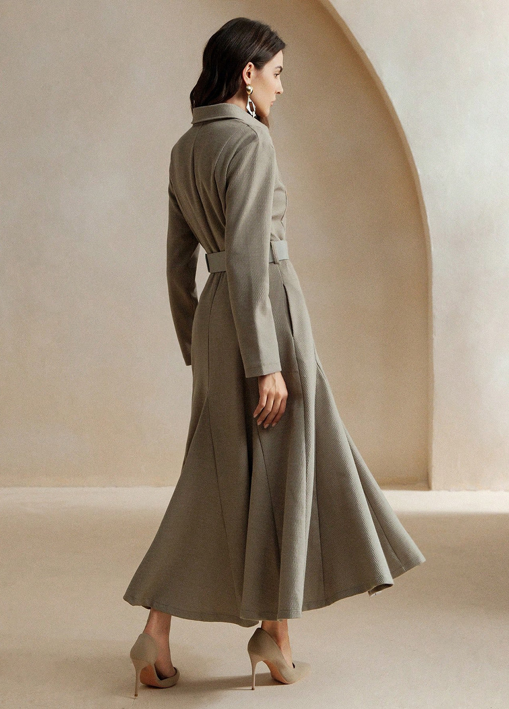 Серое кэжуал платье клеш, рубашка SHEIN однотонное