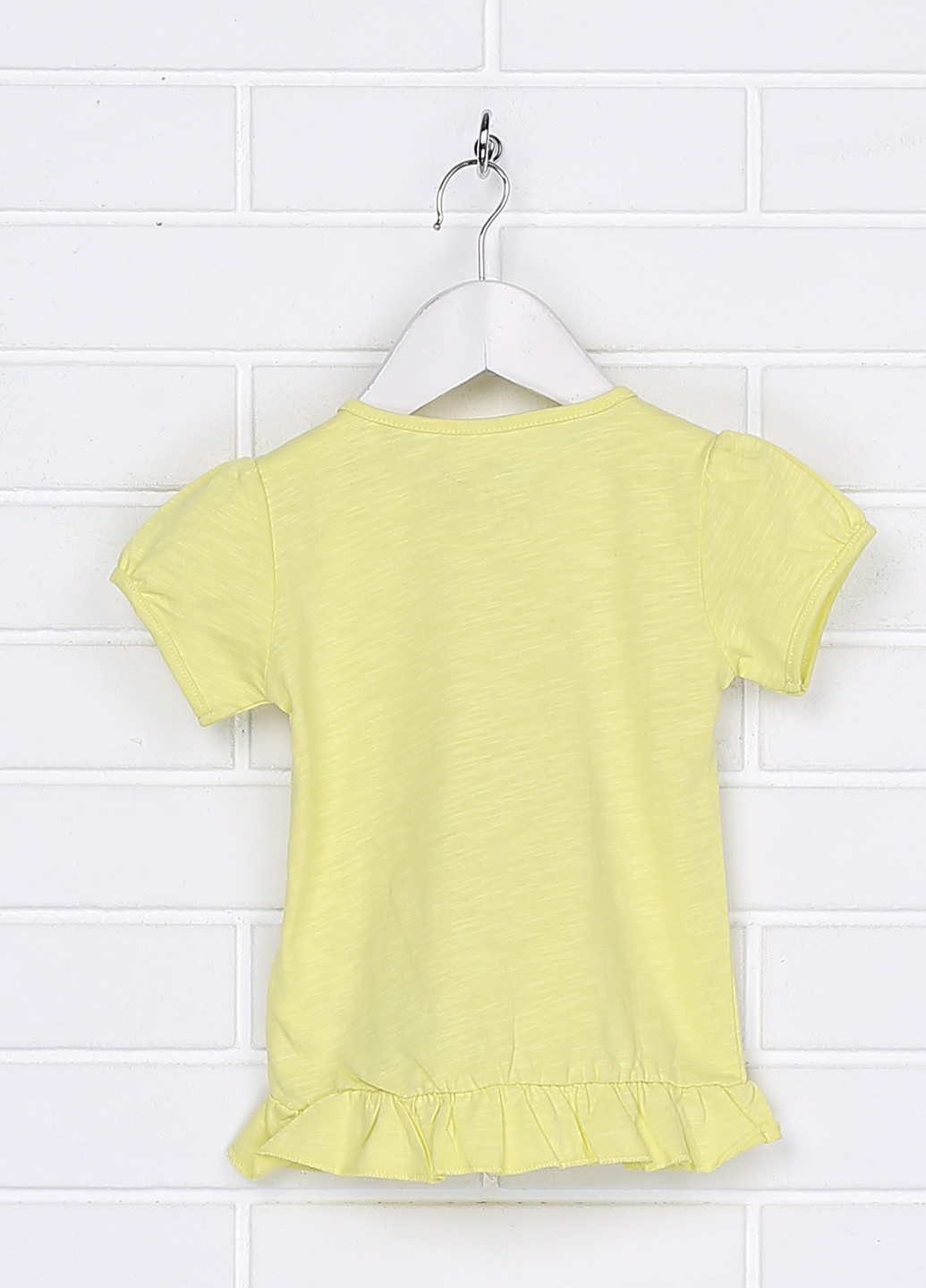 Желтая летняя футболка с коротким рукавом Guess