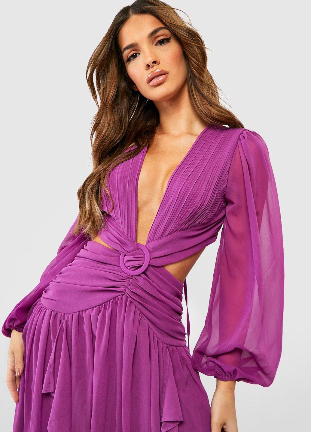 Фиолетовое вечернее платье с открытой спиной Boohoo однотонное
