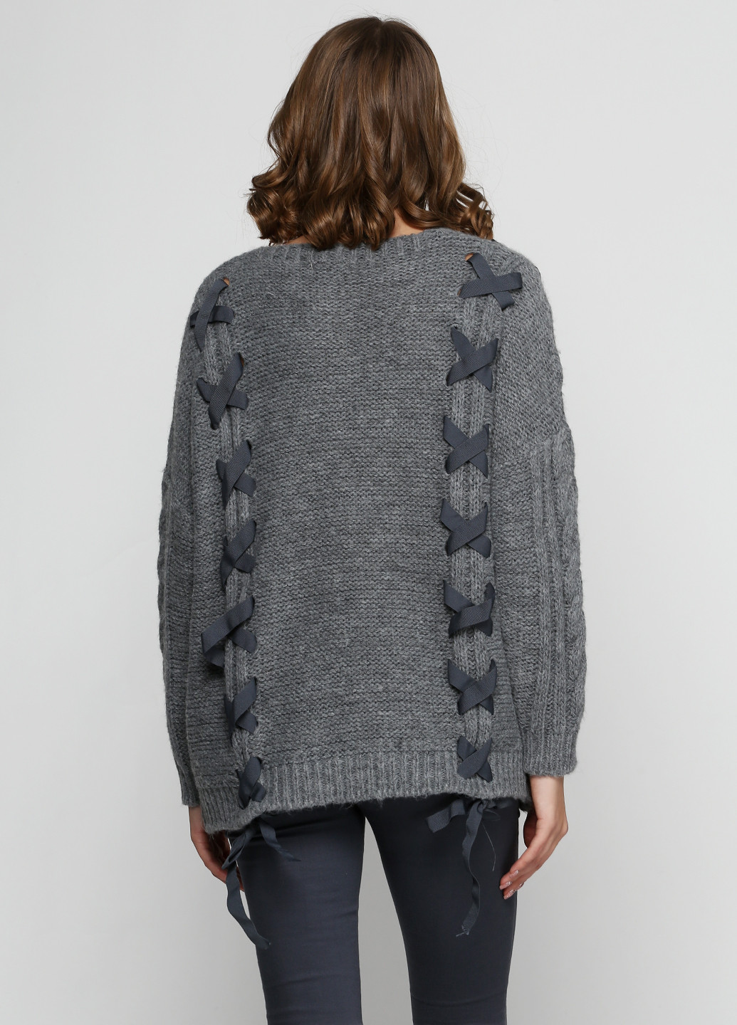 Сірий демісезонний пуловер пуловер Dins Tricot