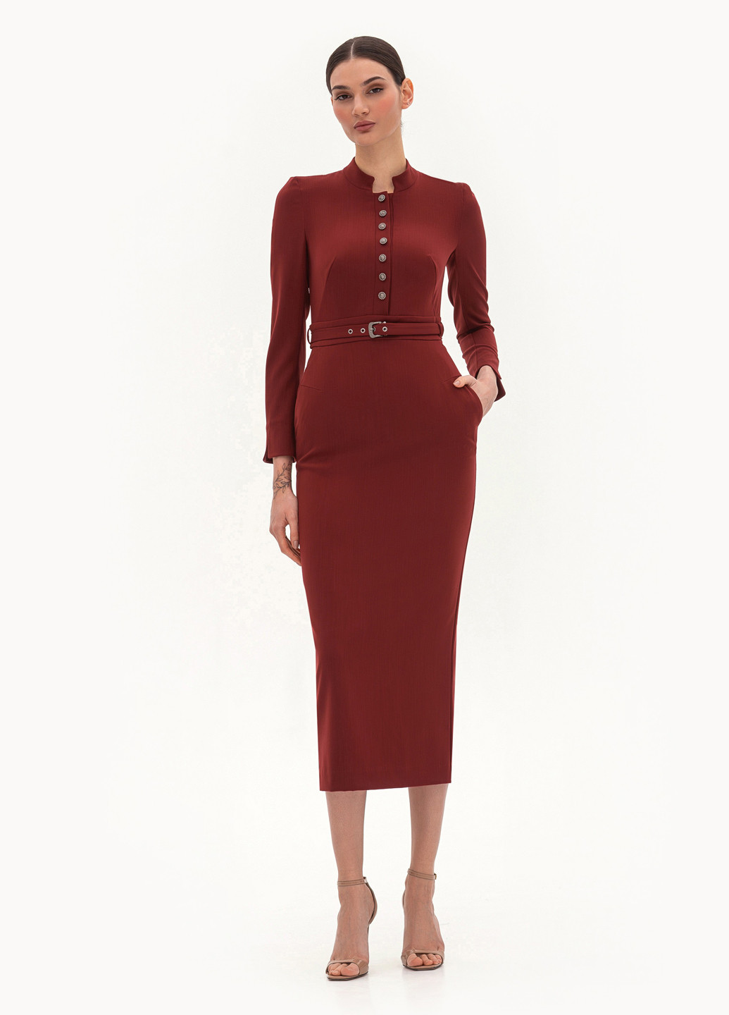 Терракотовое деловое платье футляр BGL однотонное