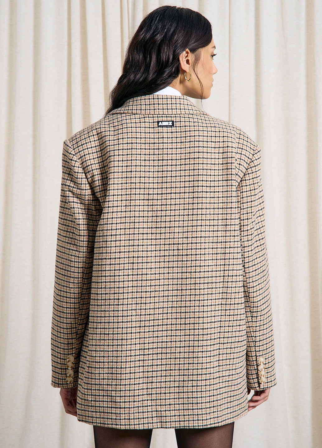 Бежевый женский жакет SHEIN в клеточку - демисезонный