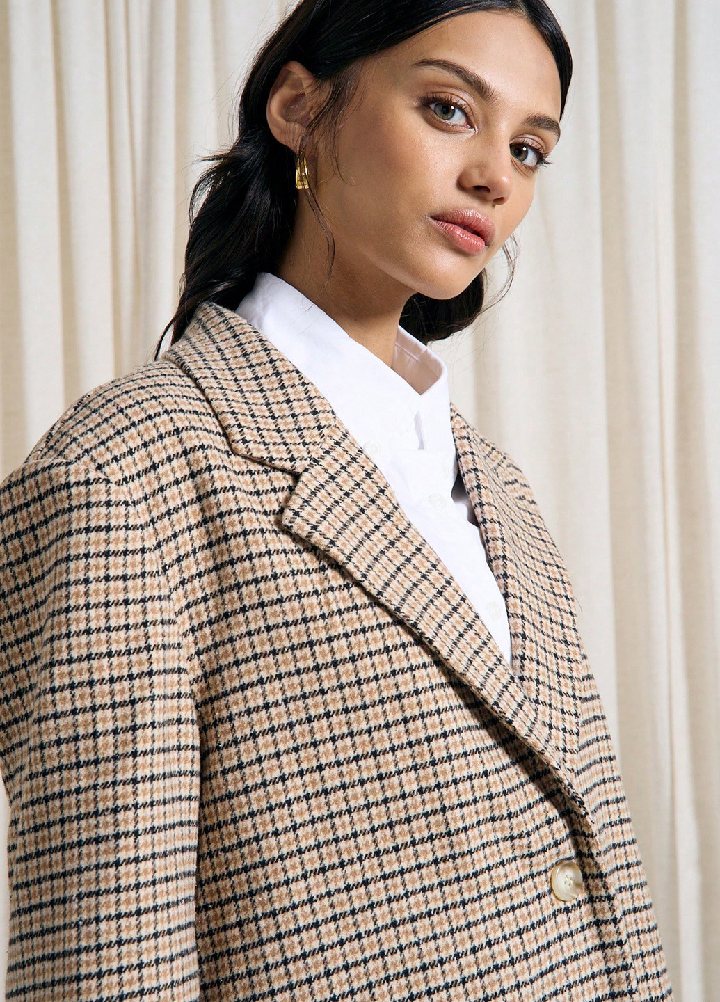 Бежевый женский жакет SHEIN в клеточку - демисезонный