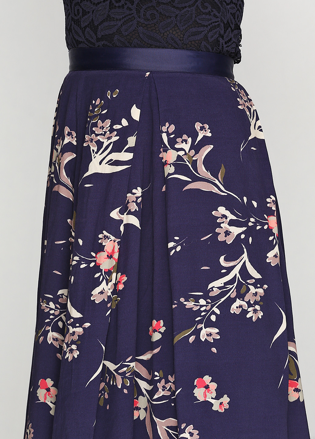Темно-синяя кэжуал цветочной расцветки юбка Gestuz клешированная