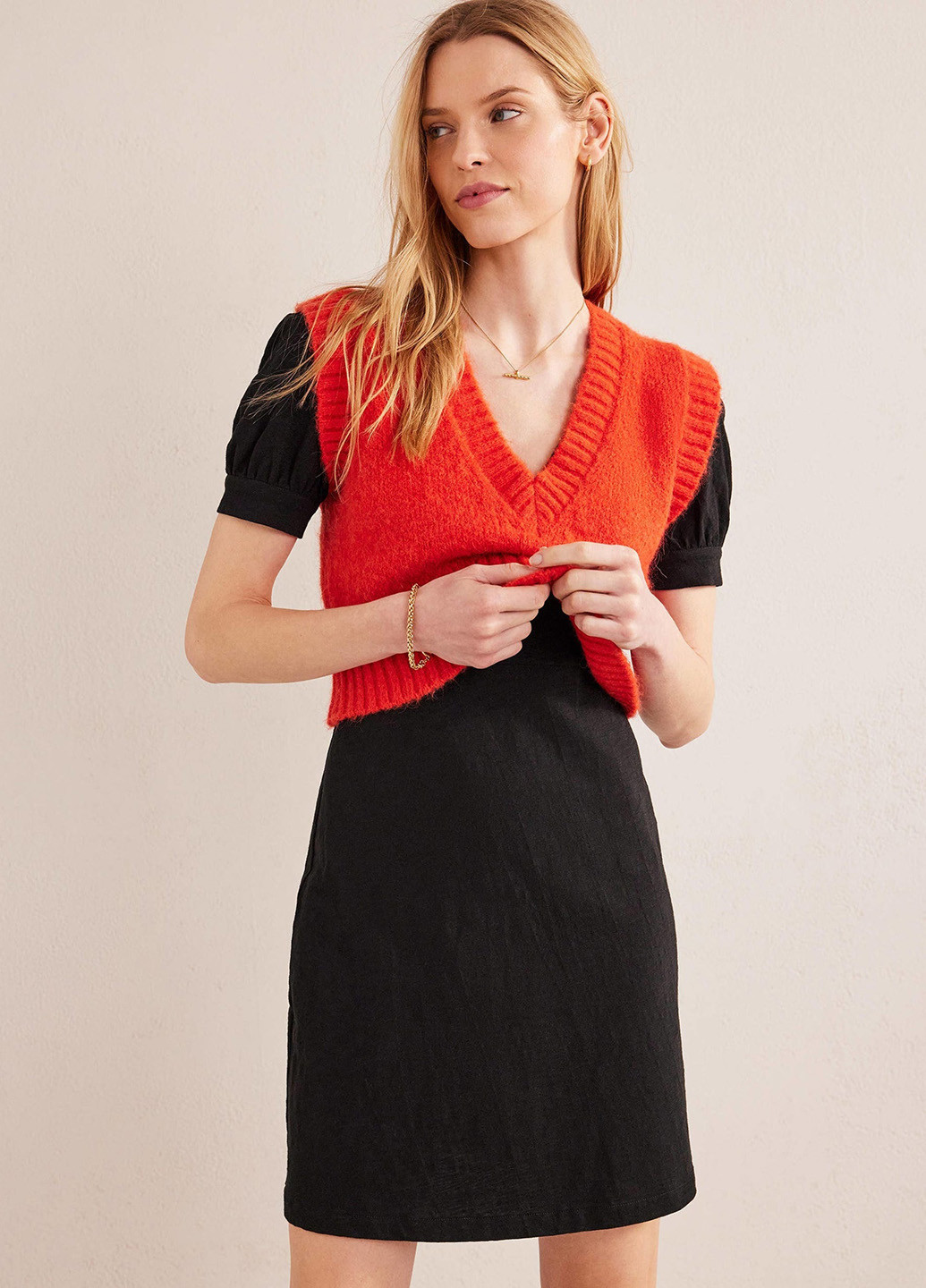 Черное кэжуал платье Boden однотонное