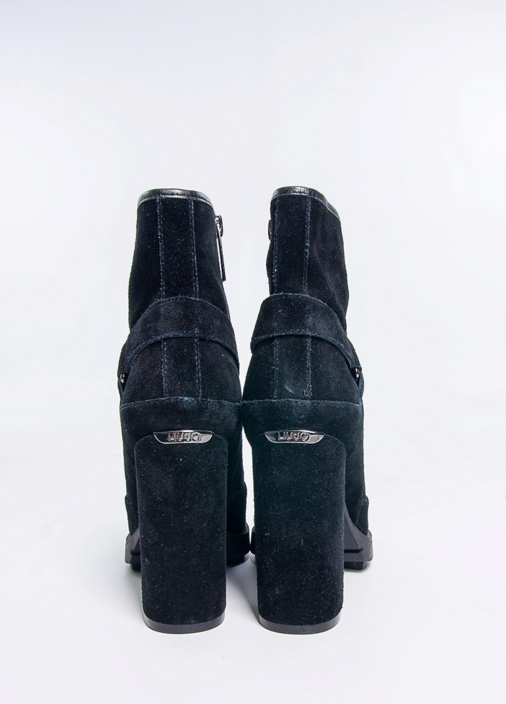 Осенние ботинки Liu Jo с заклепками, с пряжкой из натуральной замши