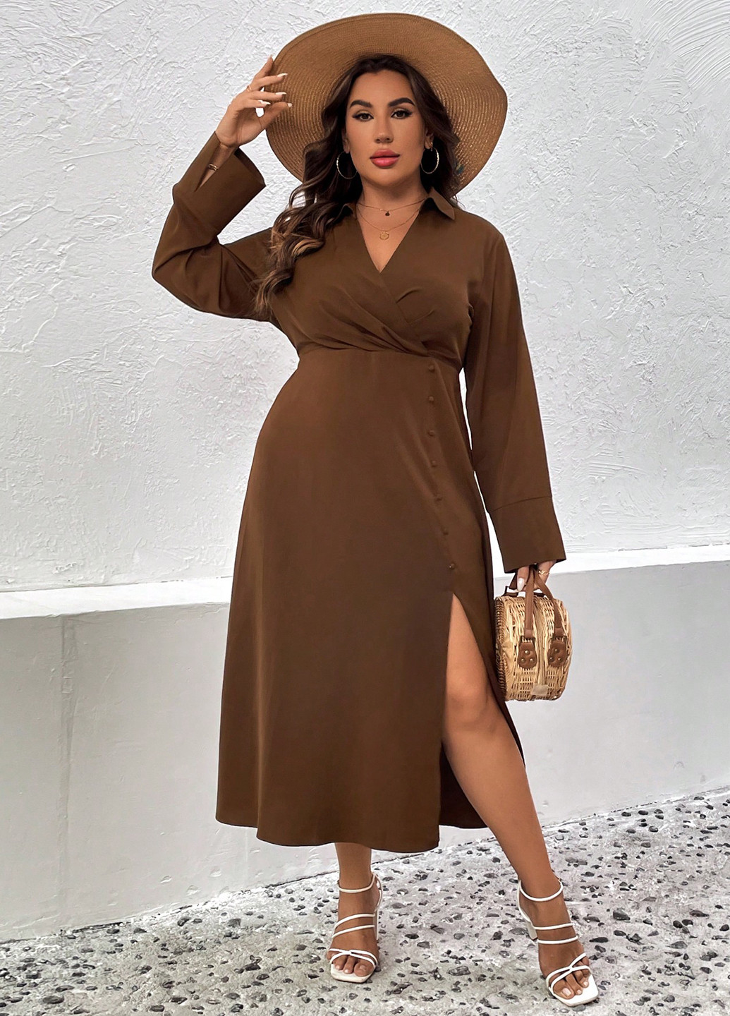Коричневое кэжуал платье на запах SHEIN однотонное