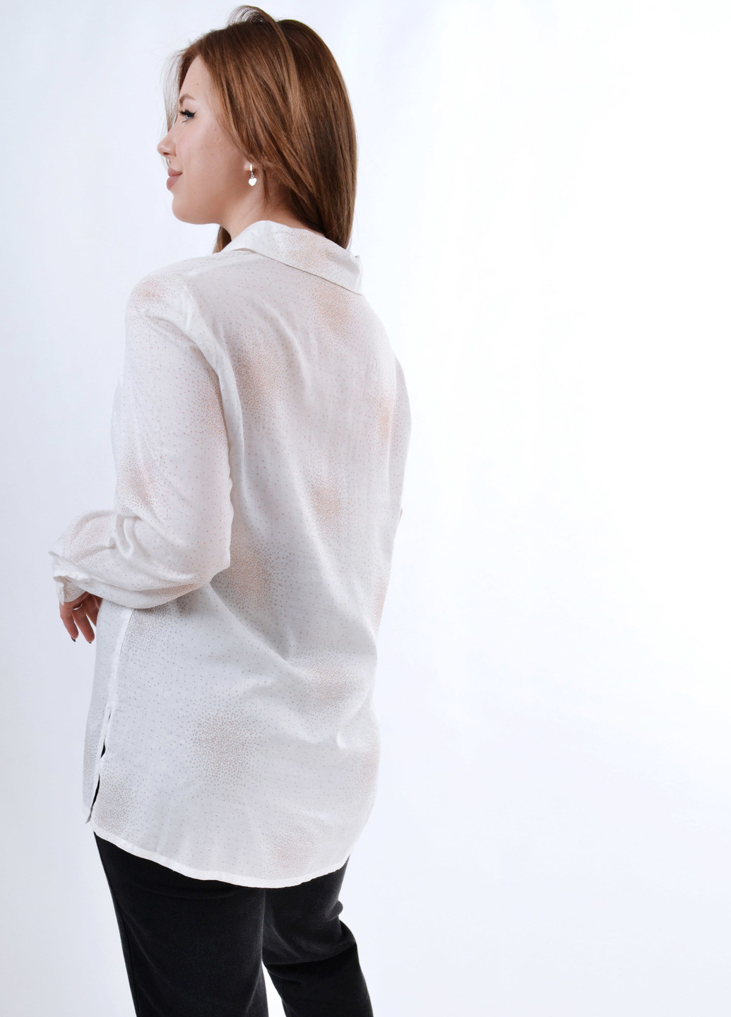 Молочная летняя блуза с абстрактным принтом Luxik
