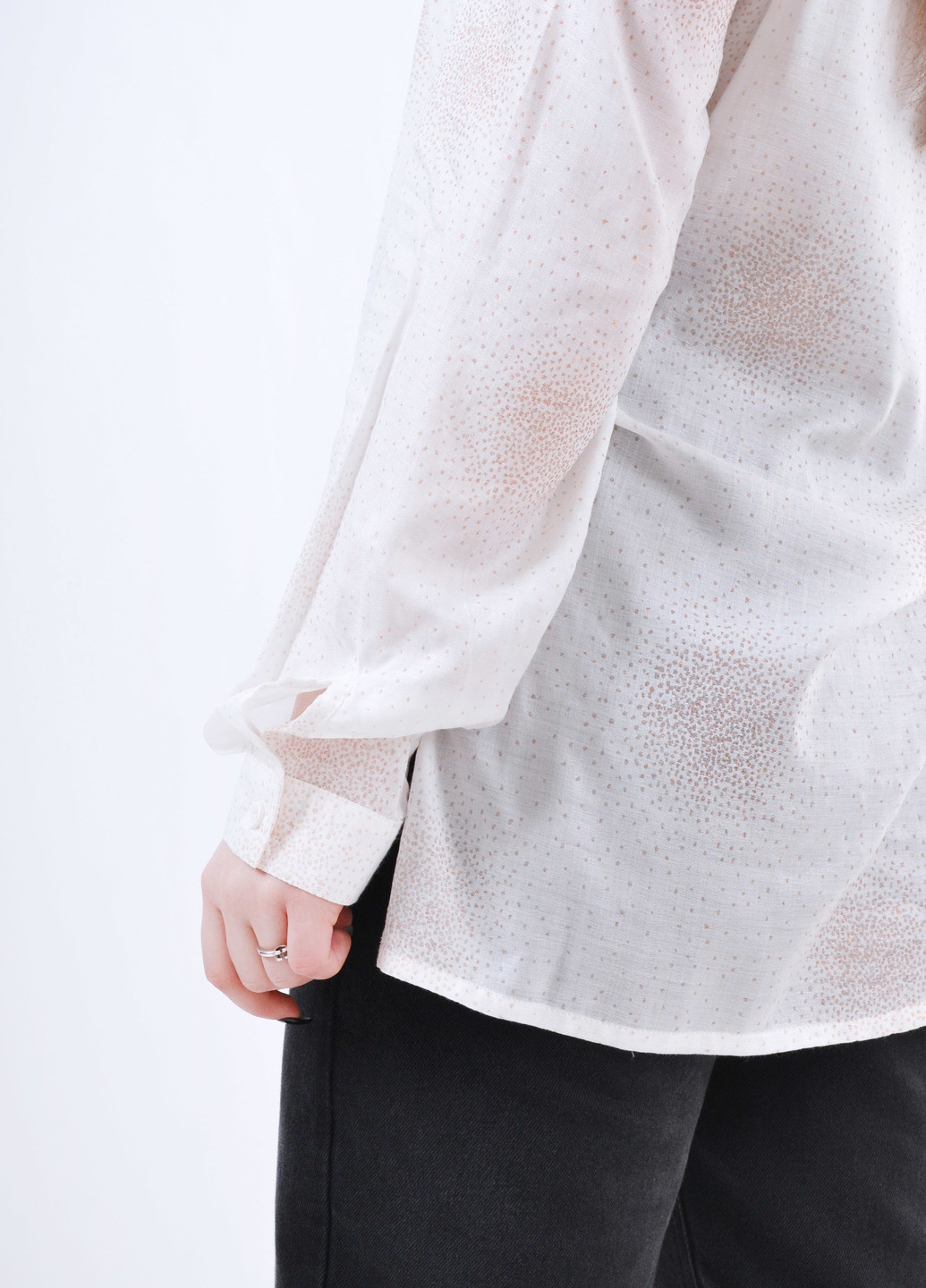 Молочна літня блуза з абстрактним принтом Luxik