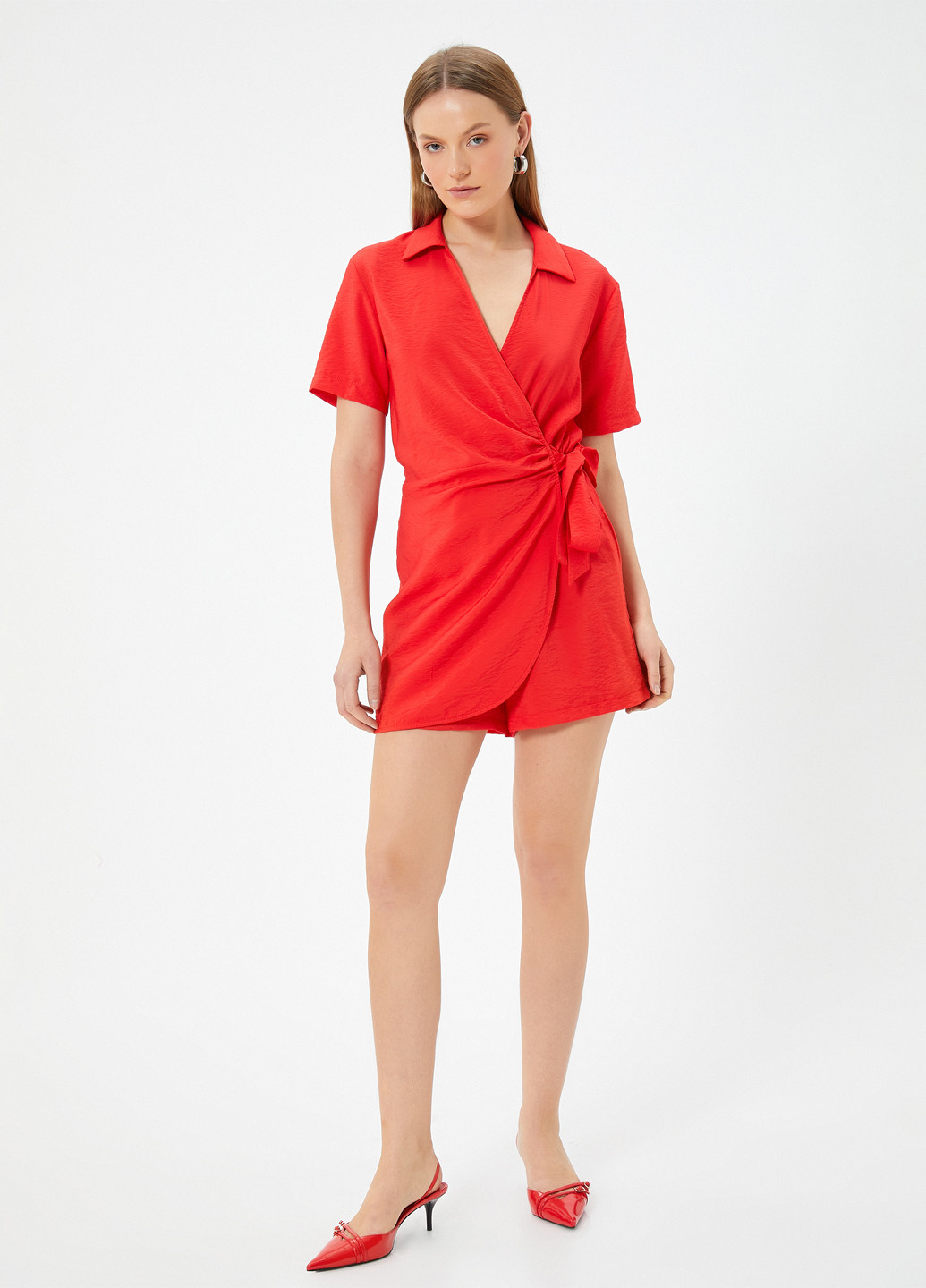 Комбинезон KOTON комбинезон-шорты однотонный красный кэжуал вискоза