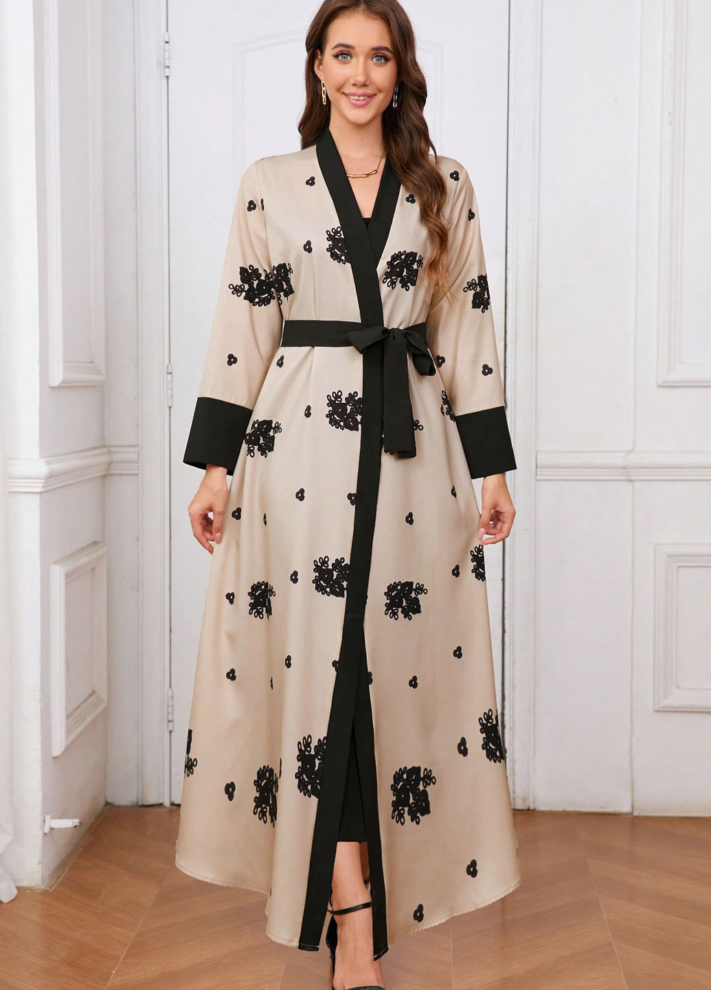 Кремовое кэжуал платье а-силуэт SHEIN с цветочным принтом