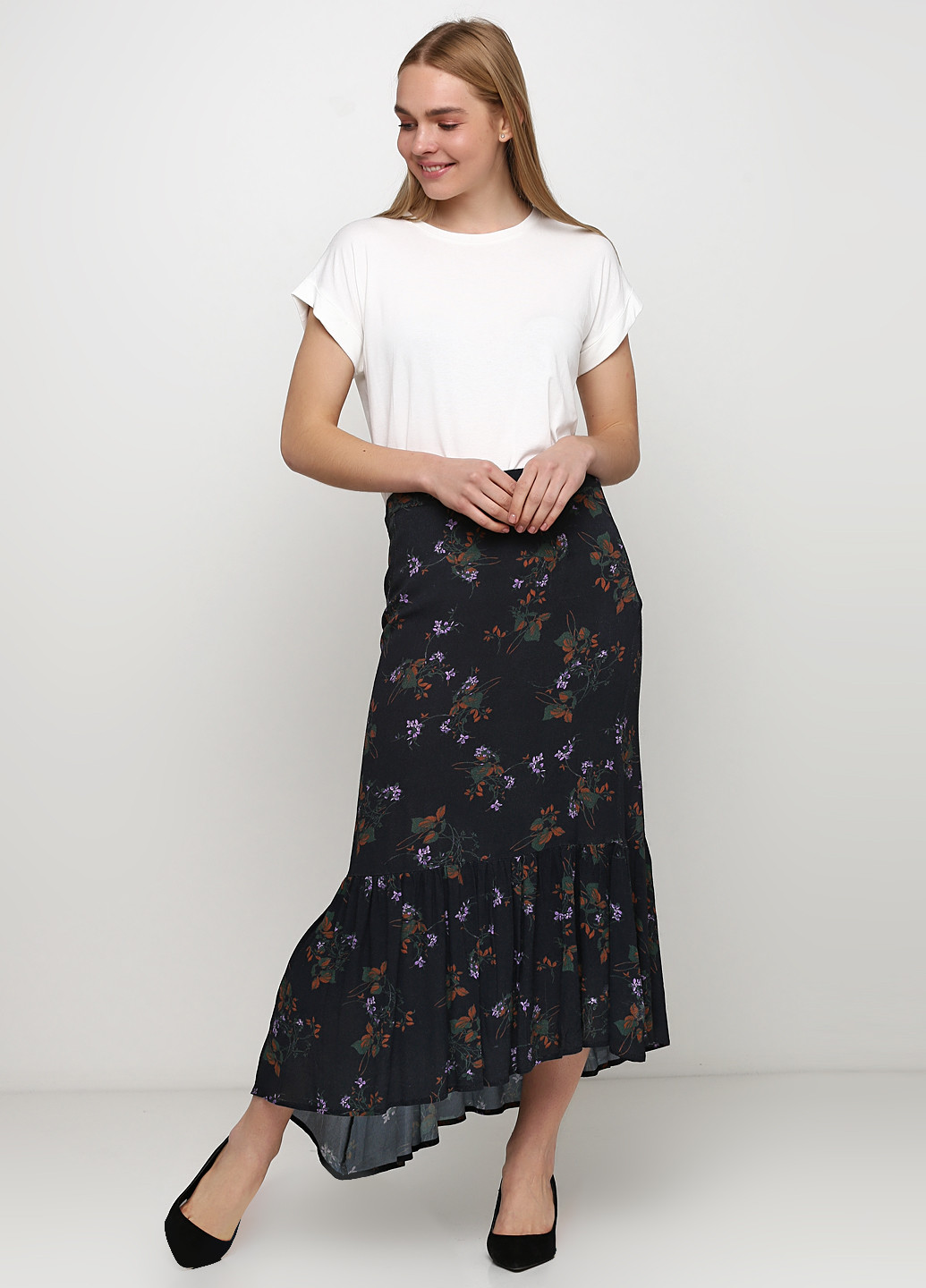Черная кэжуал цветочной расцветки юбка BRANDTEX COPENHAGEN годе