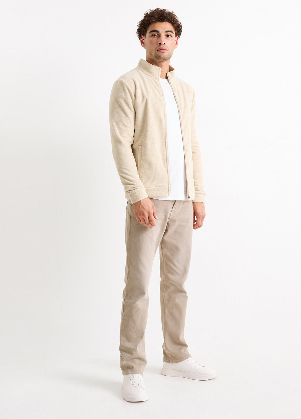 Бежевые демисезонные прямые джинсы C&A