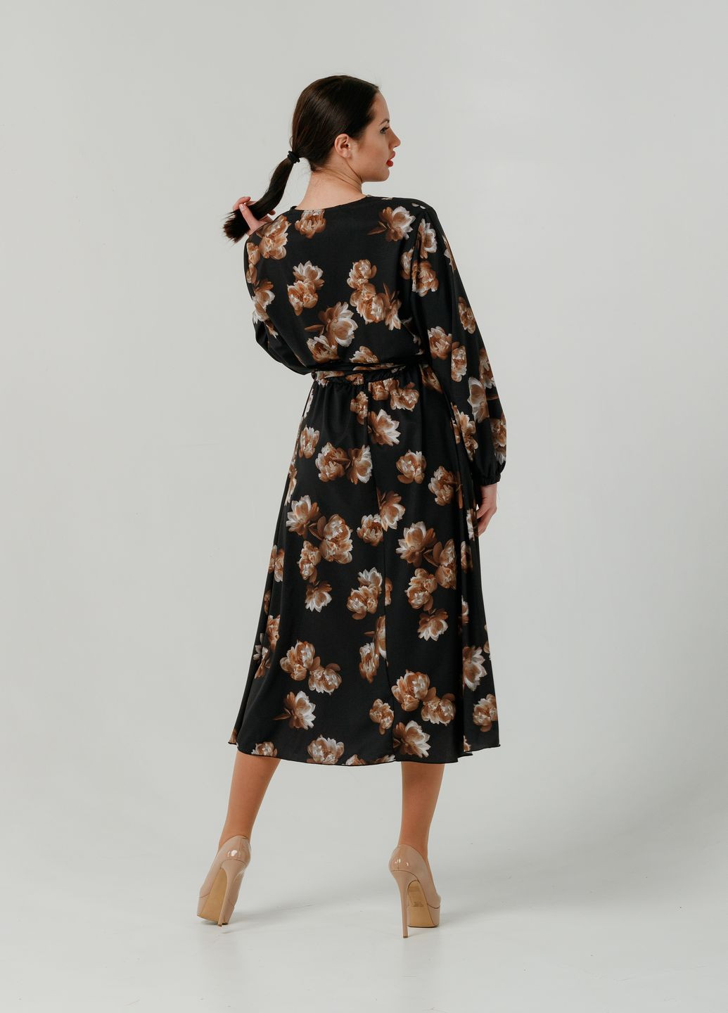 Черное кэжуал платье so-78322-blk клеш Alpama с цветочным принтом