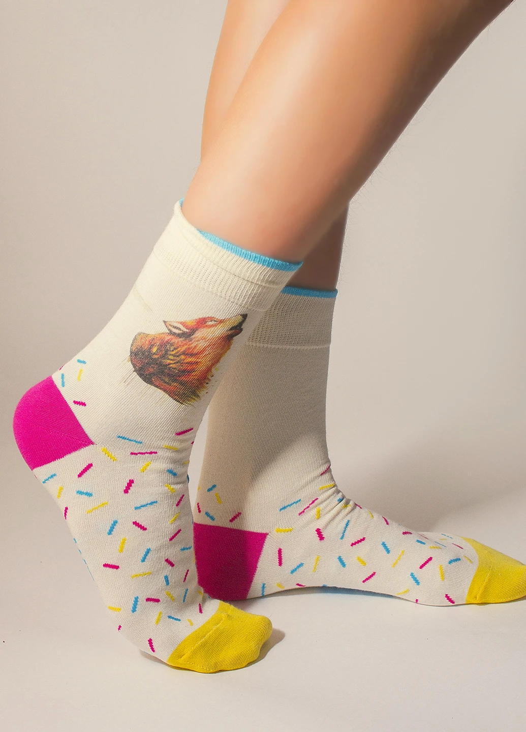 Білі носки Mo-Ko-Ko Socks малюнки (25064132)