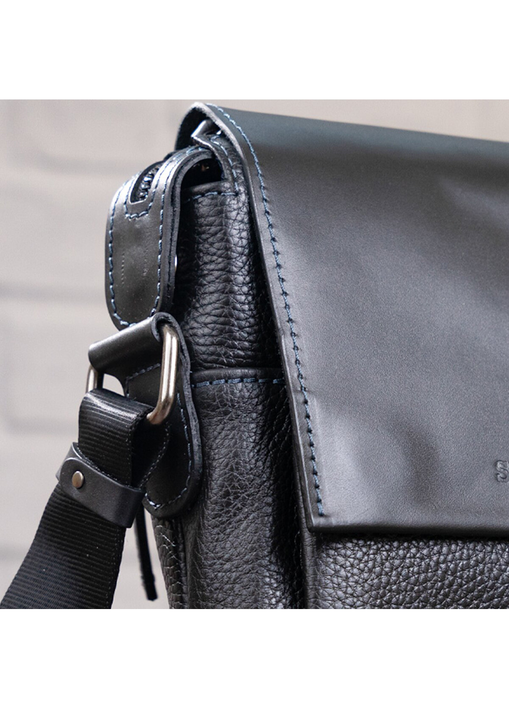 Чоловіча шкіряна сумка 19х23х6 см Shvigel (252127448)