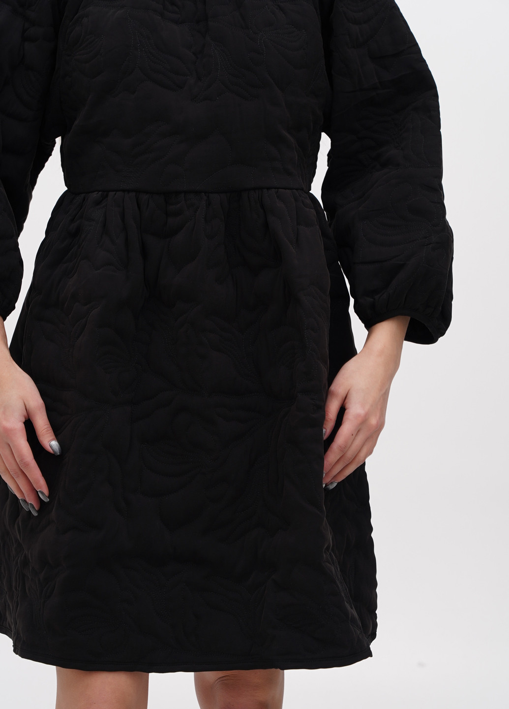 Черно-белое кэжуал платье Selected Femme однотонное