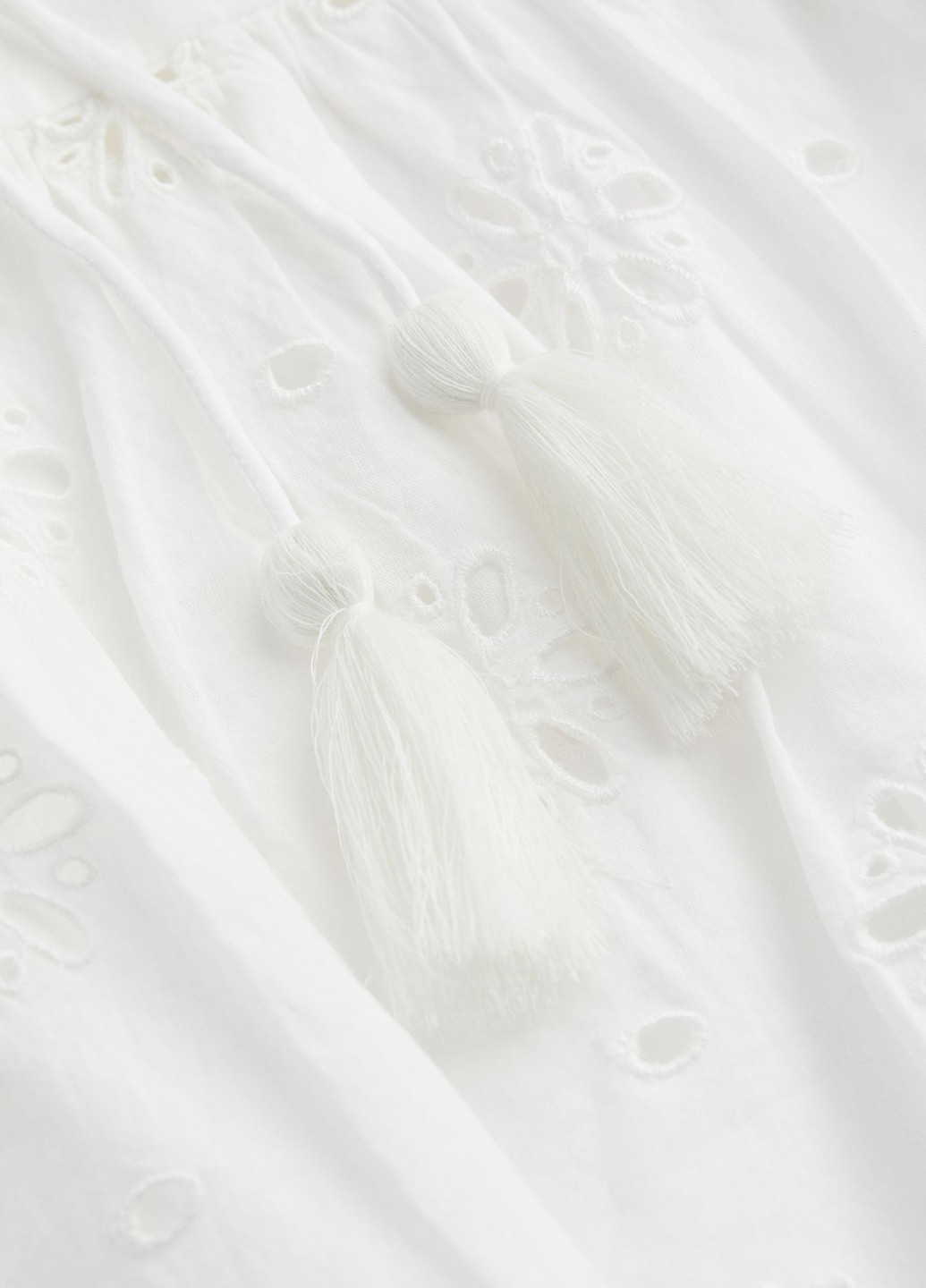 Белое пляжное платье клеш, с открытой спиной H&M однотонное