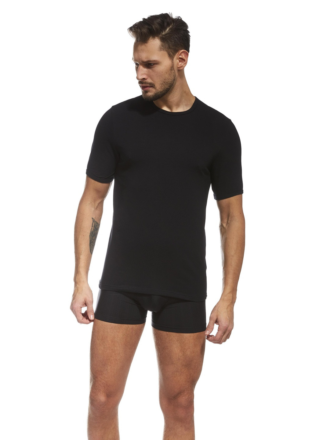 Чорна футболка чоловіча high emotion чорний 532 Cornette