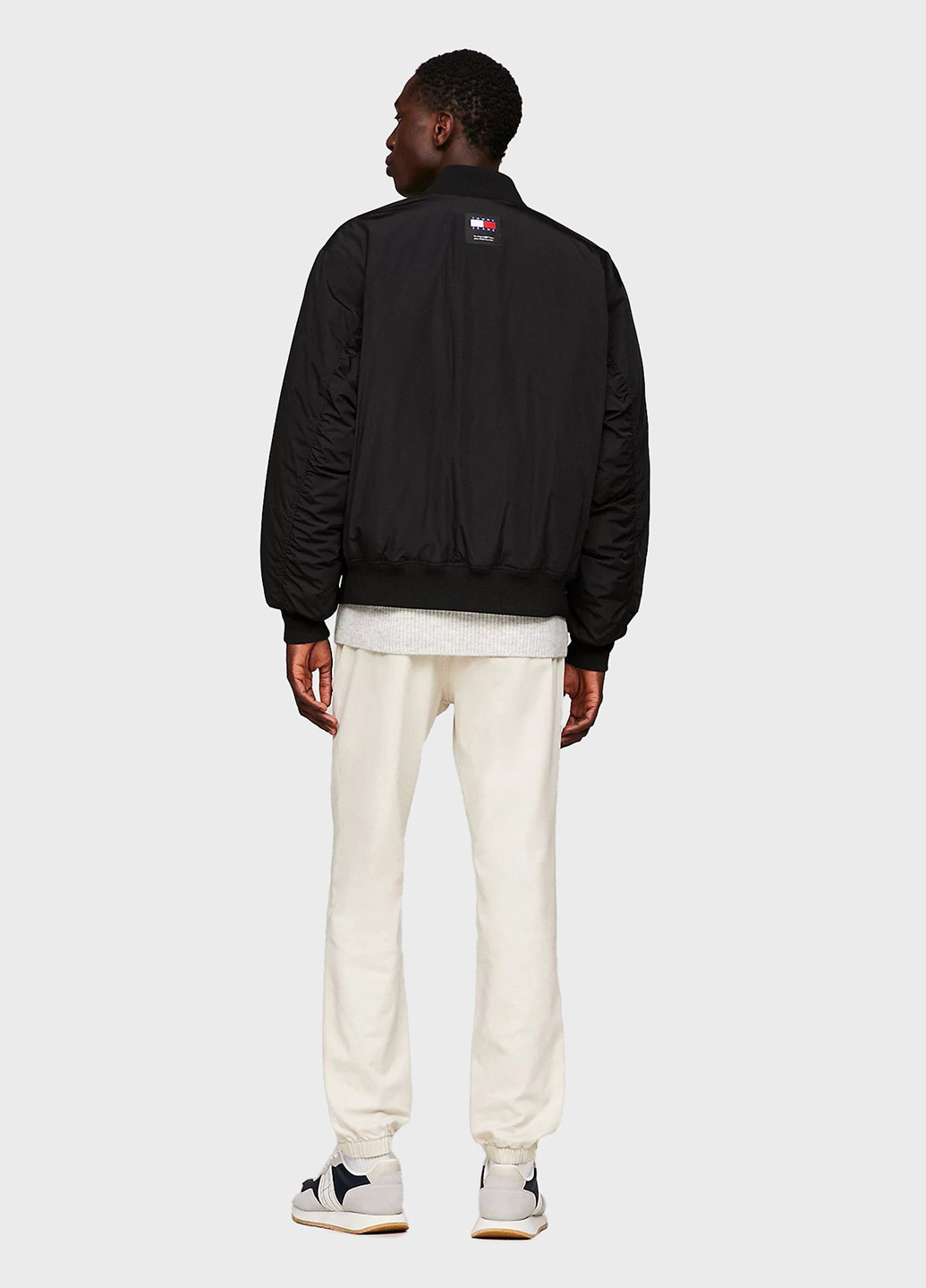 Бомбер Tommy Jeans на молнии (306813837)