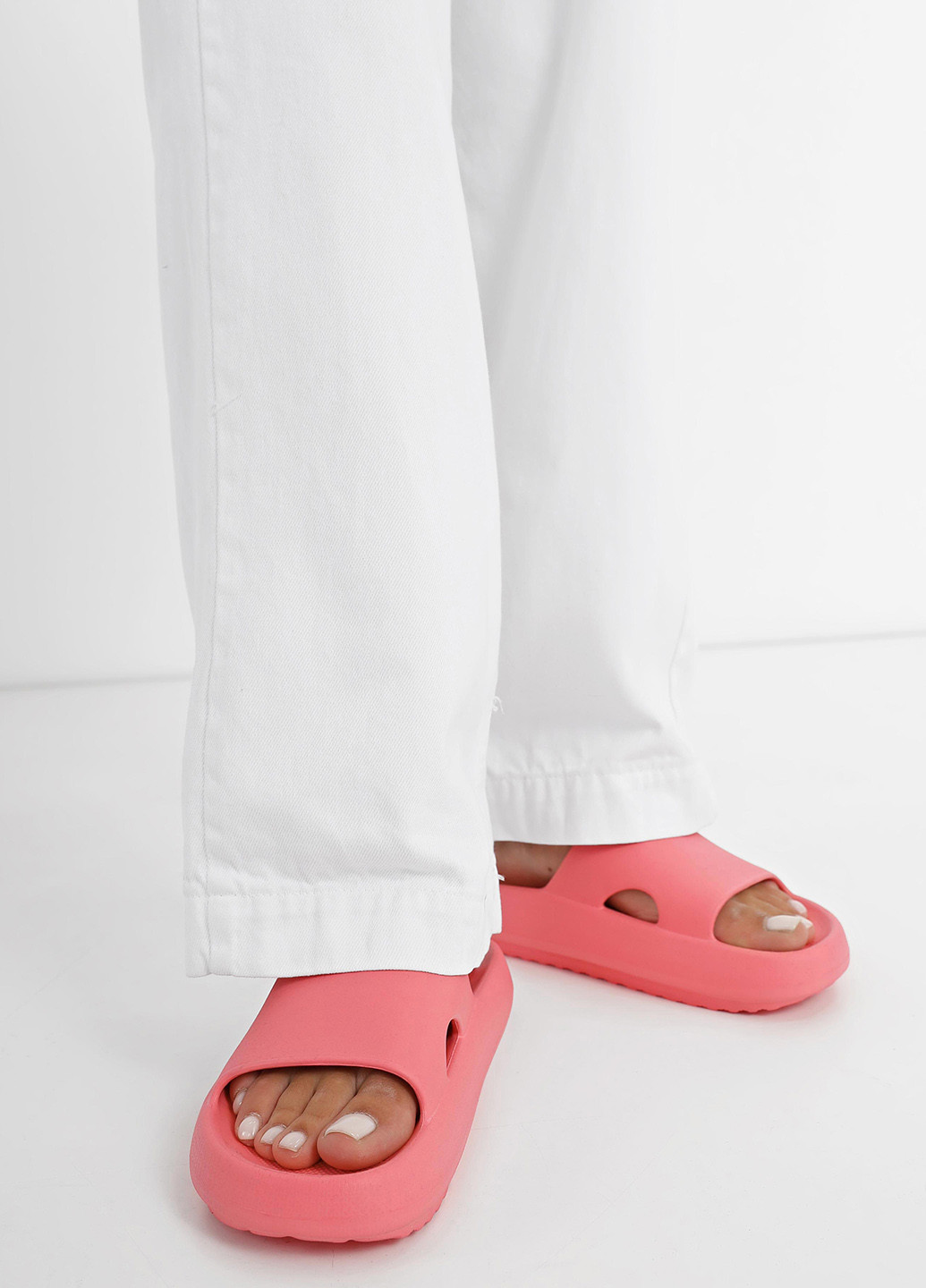 Коралловые шлепанцы Skechers