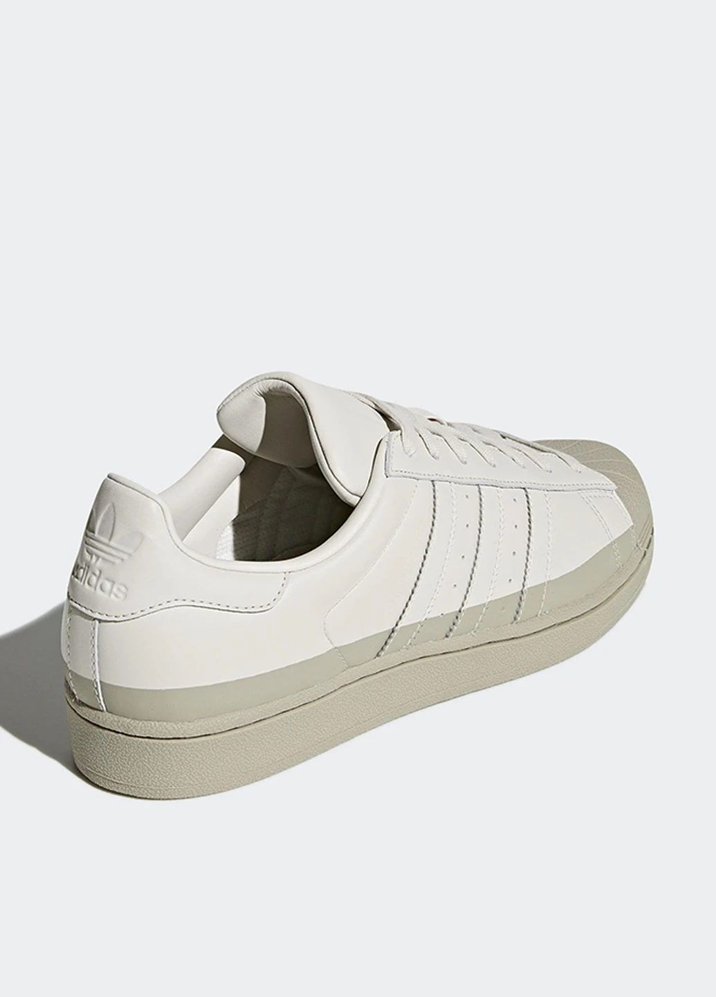 Світло-бежеві кросівки демісезон adidas
