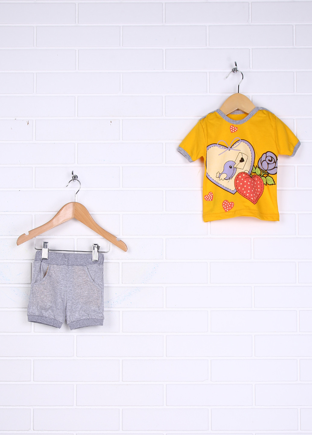 Комбинированный летний комплект (футболка, шорты) Ивтекс
