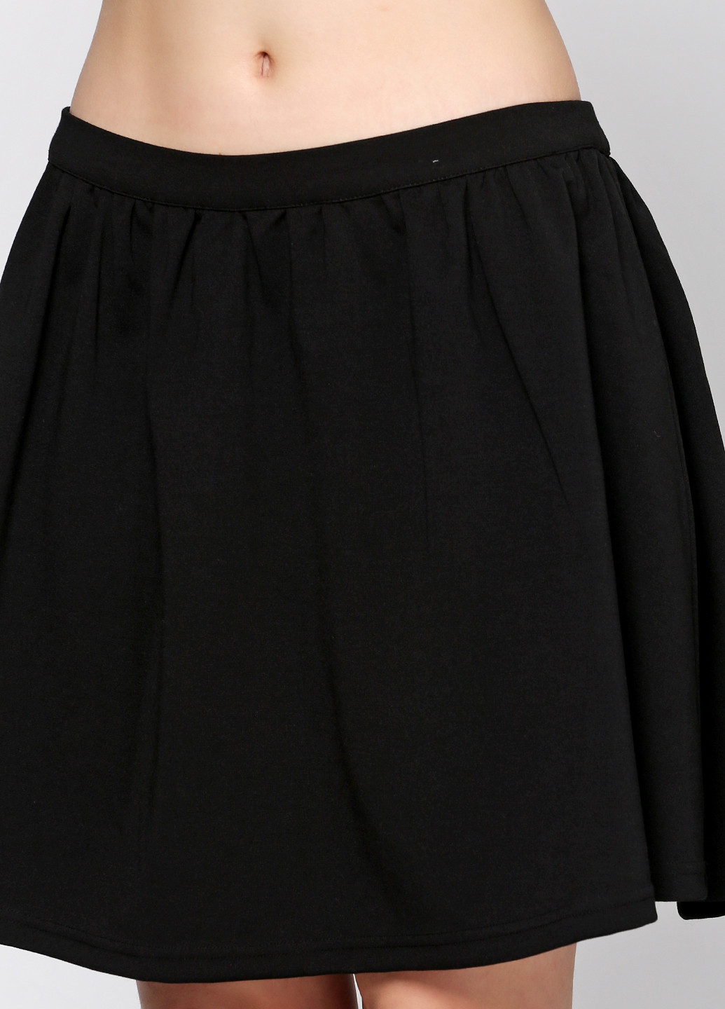 Черная кэжуал однотонная юбка Silvian Heach клешированная