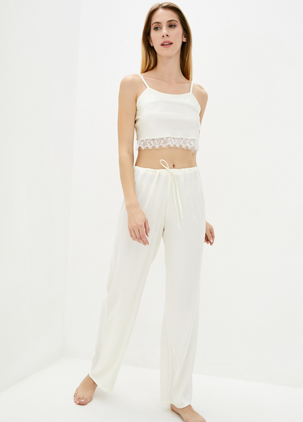 Белая всесезон пижама (топ, брюки) топ + брюки Kari Shop Atelier