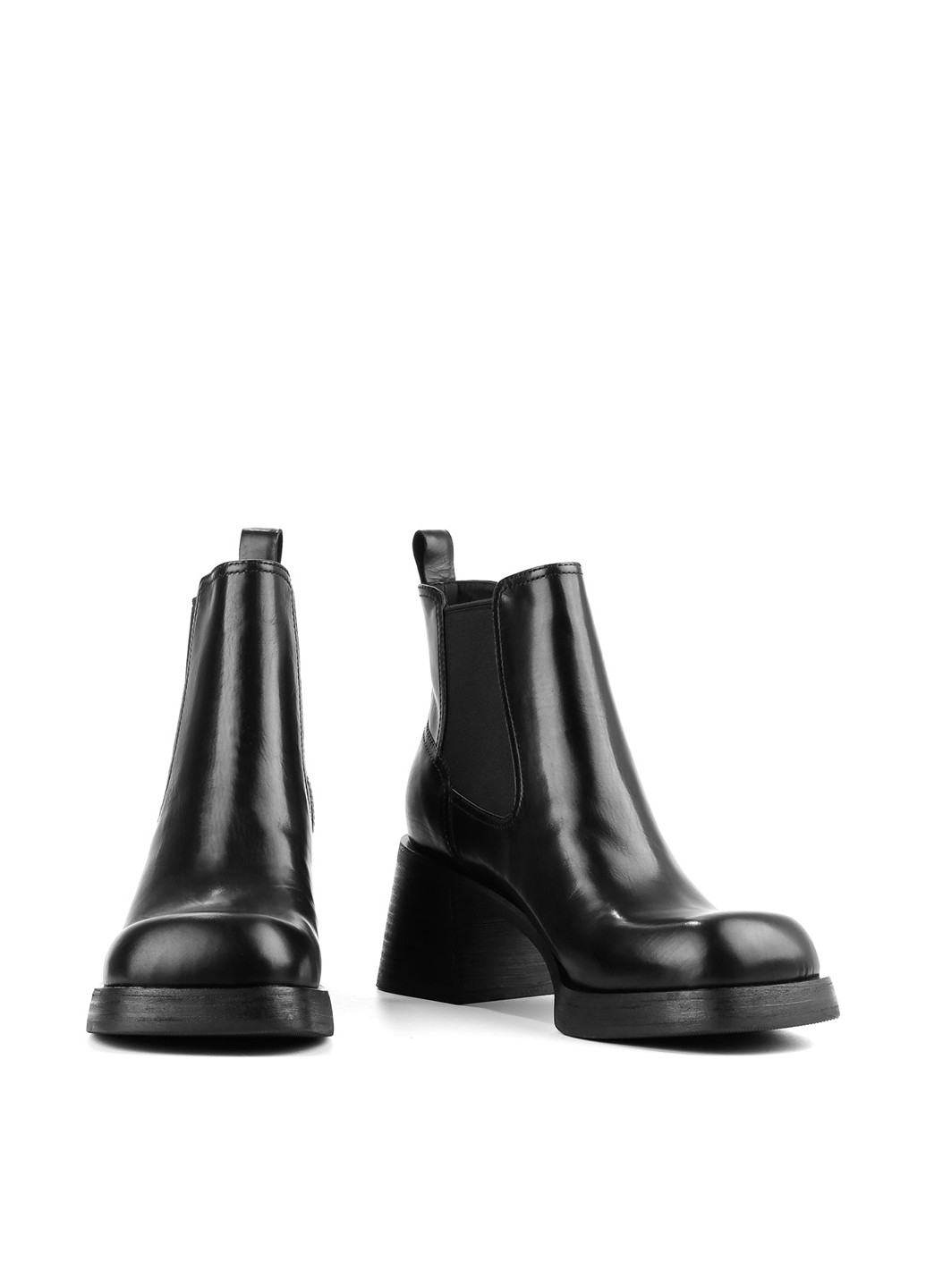 Осенние ботинки челси Le'BERDES без декора