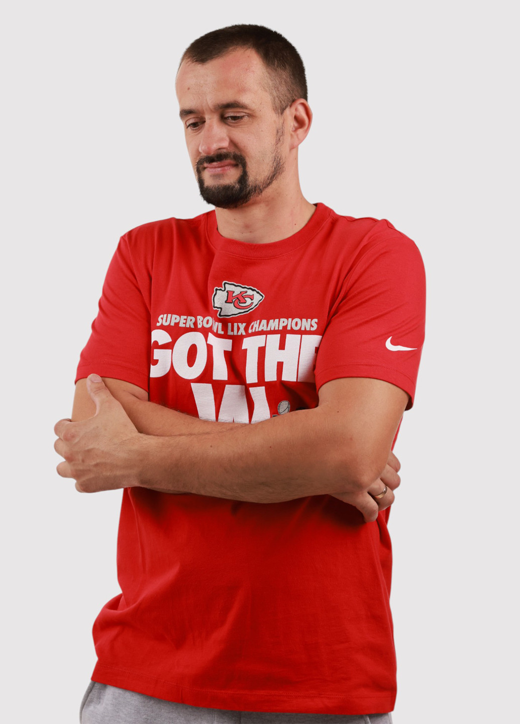 Червона футболка Nike