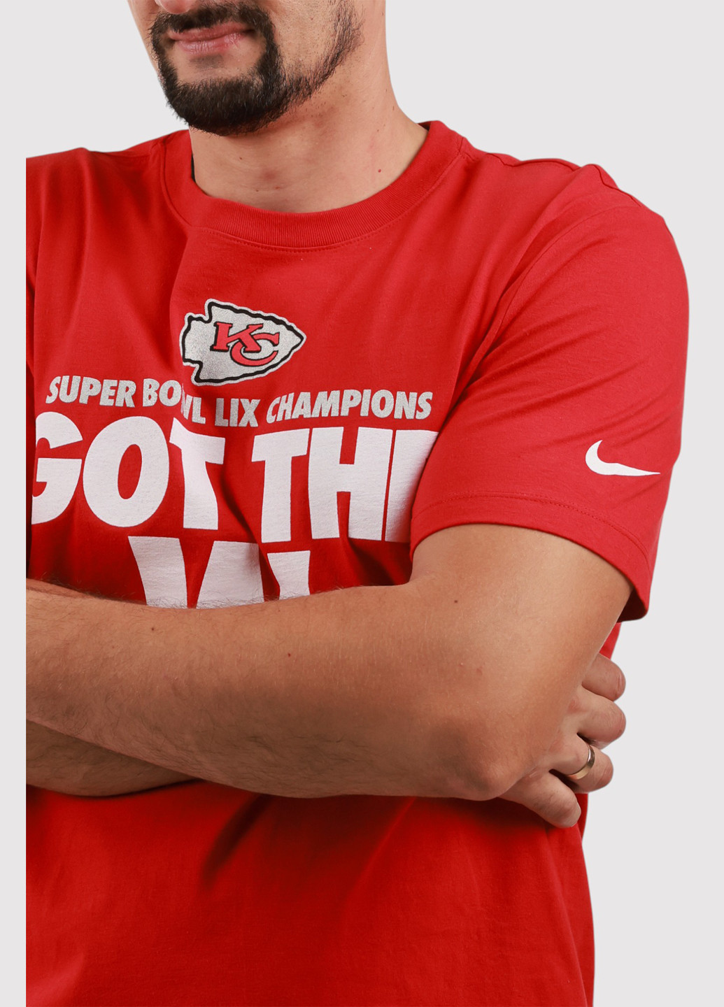 Червона футболка Nike