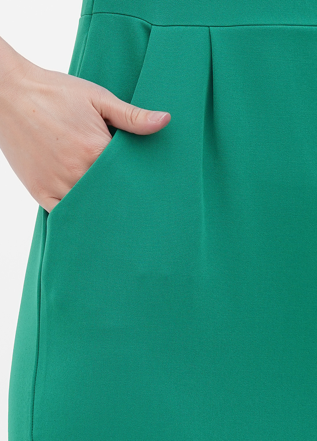 Зеленое кэжуал платье футляр Maurini однотонное