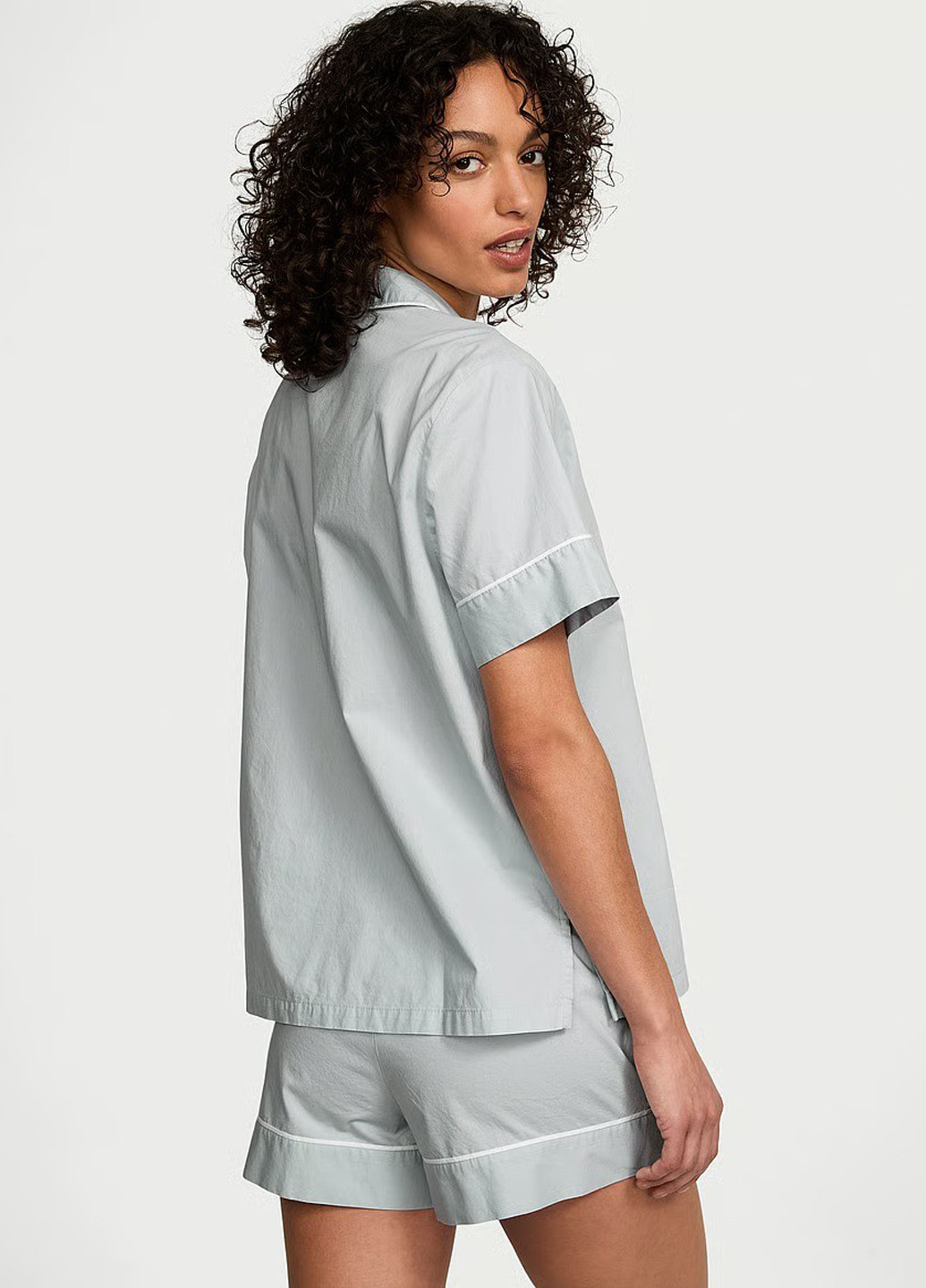 Світло-сіра всесезон піжама (сорочка, шорти) сорочка + шорти Victoria's Secret