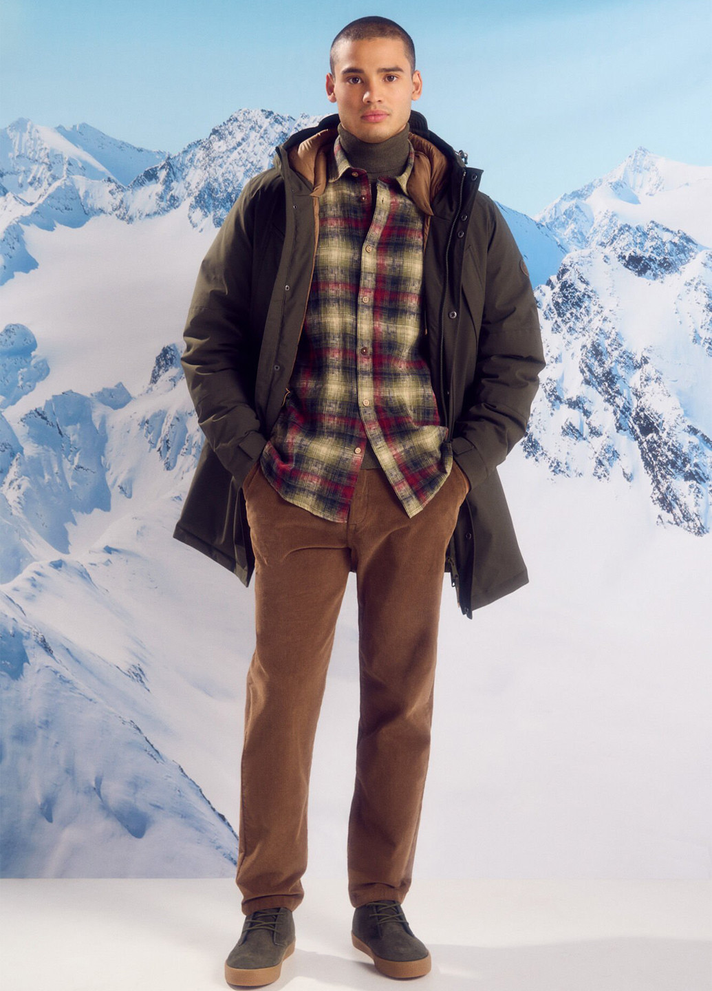 Оливкова (хакі) зимня куртка Springfield