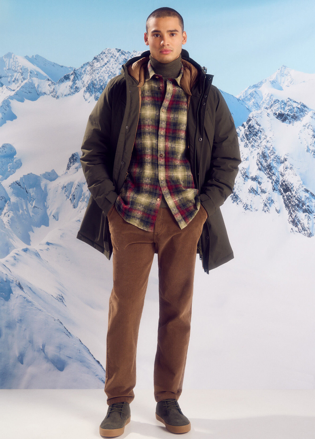 Оливкова (хакі) зимня куртка Springfield