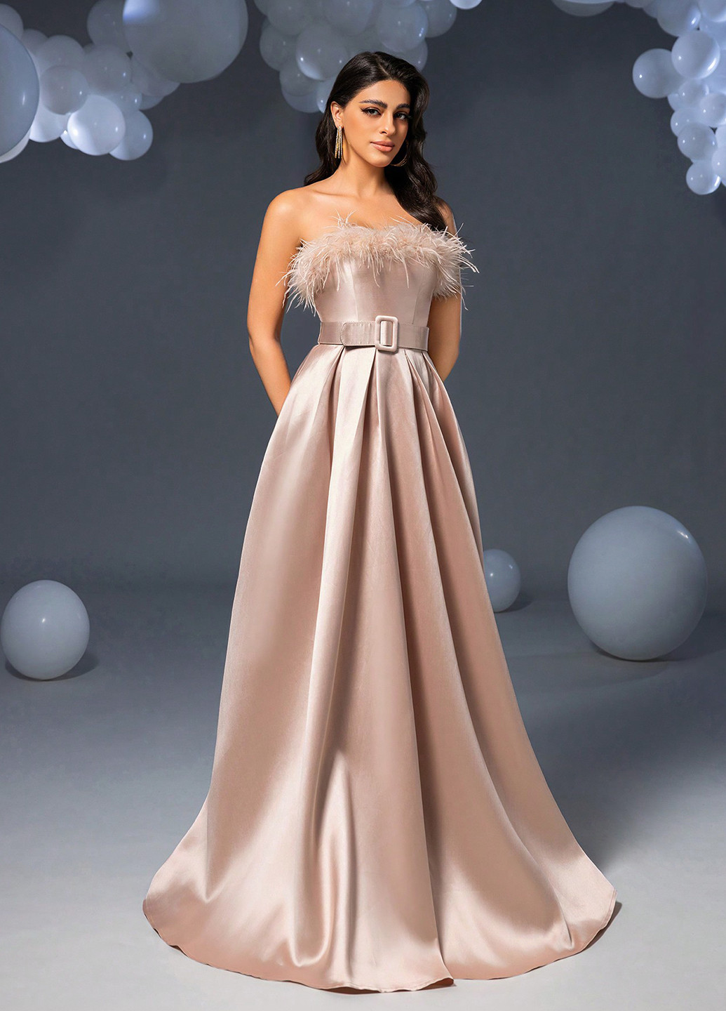 Кремова вечірня сукня з відкритими плечима SHEIN однотонна