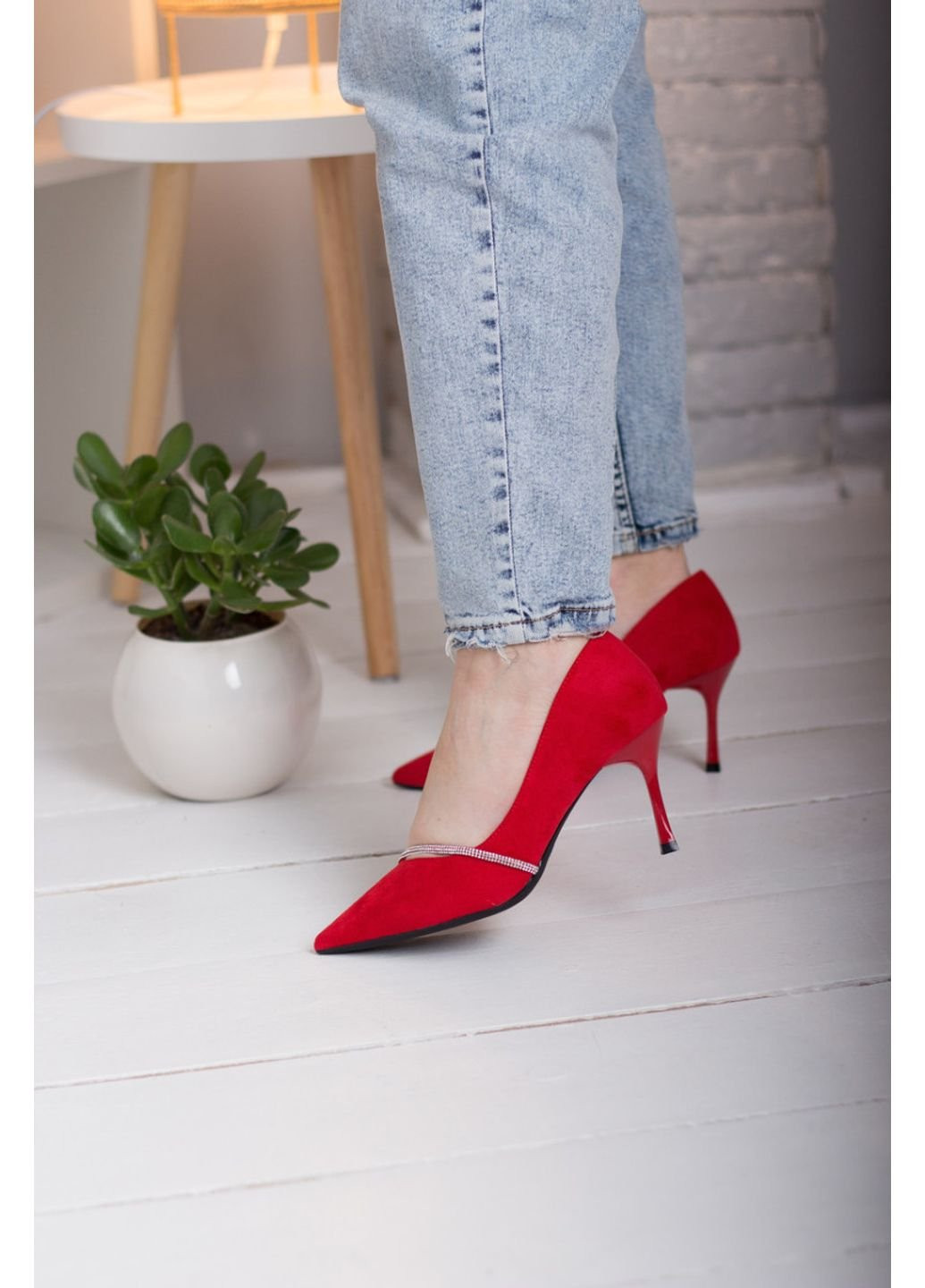 Туфлі жіночі Abi 2564 38 24,5 см Червоний Fashion (253195558)