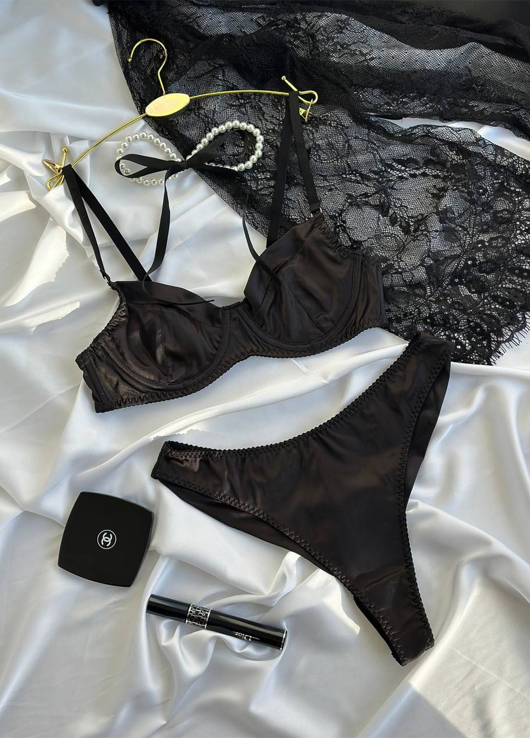 Черный демисезонный комплект (бюстгальтер, трусики) NOVA VEGA