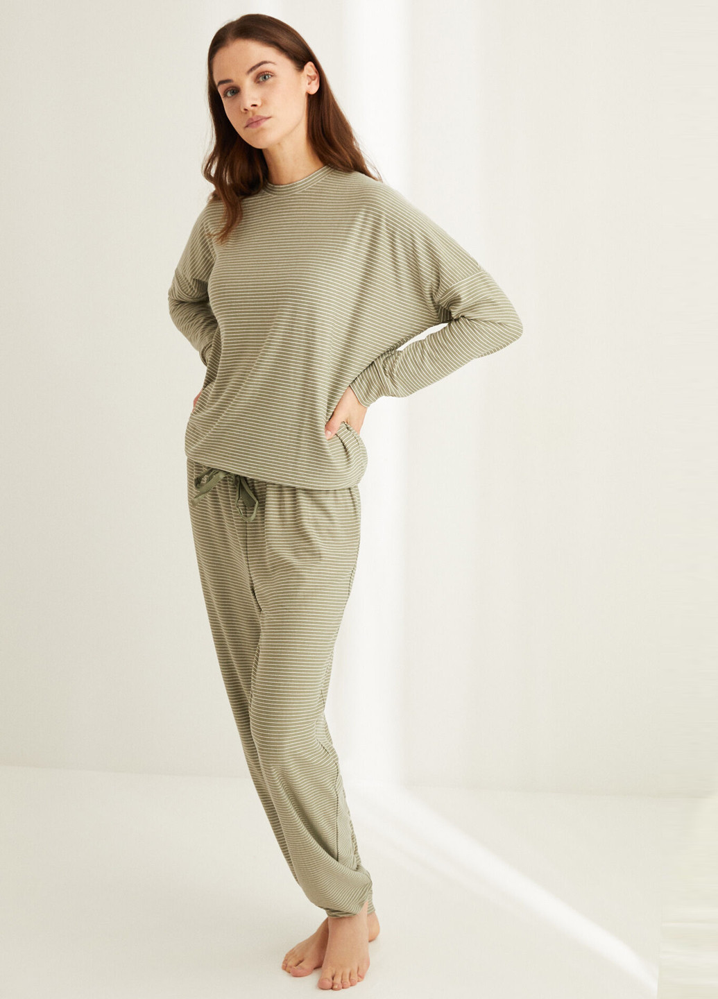Оливковая (хаки) всесезон пижама (лонгслив, брюки) лонгслив + брюки Women'secret
