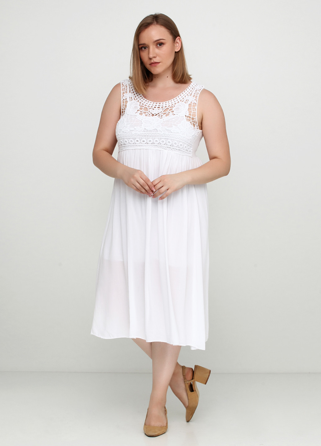 Білий кежуал сукня в стилі армпір Moda Italia з квітковим принтом