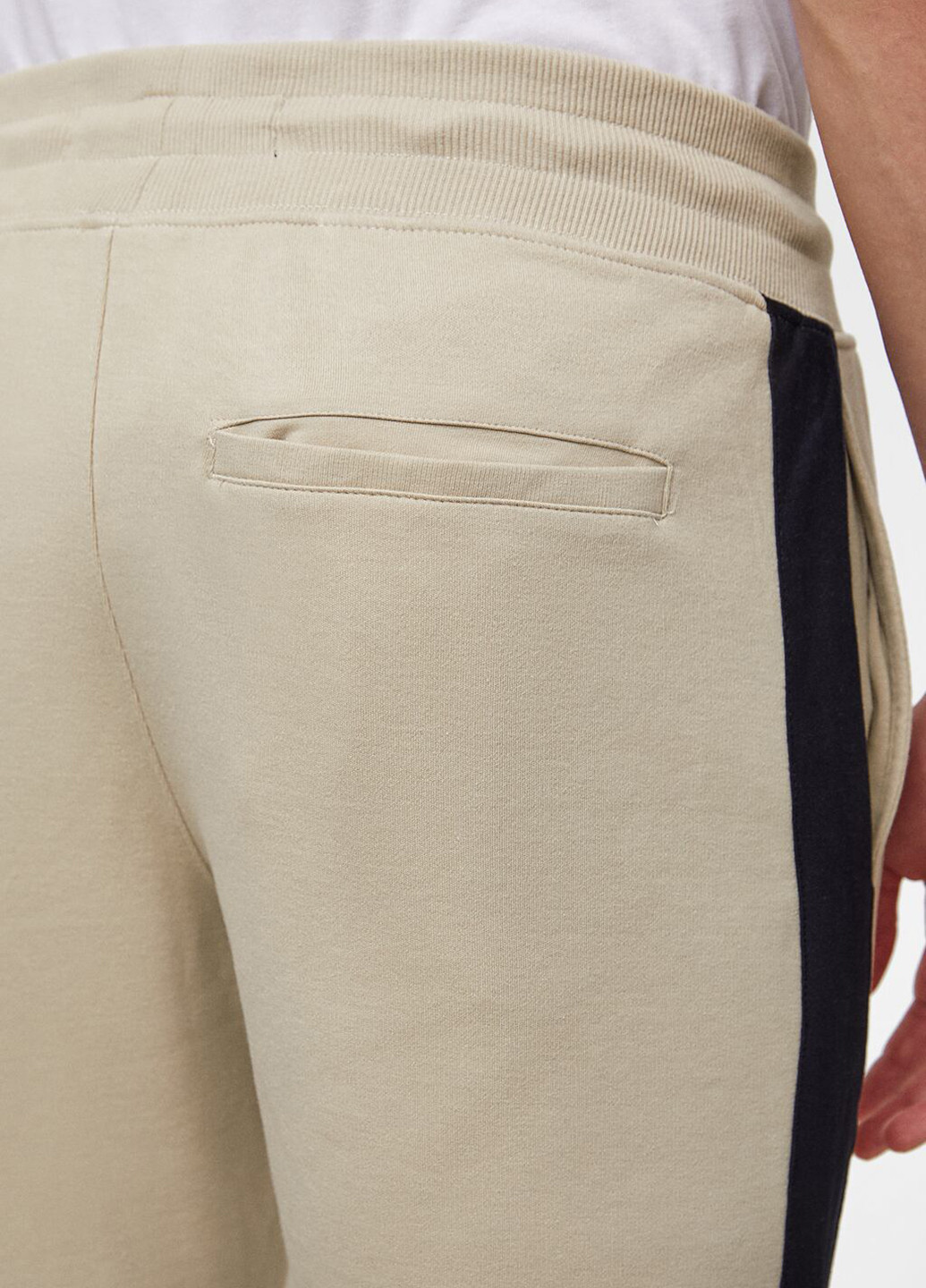 Бежевые кэжуал демисезонные прямые брюки Zara