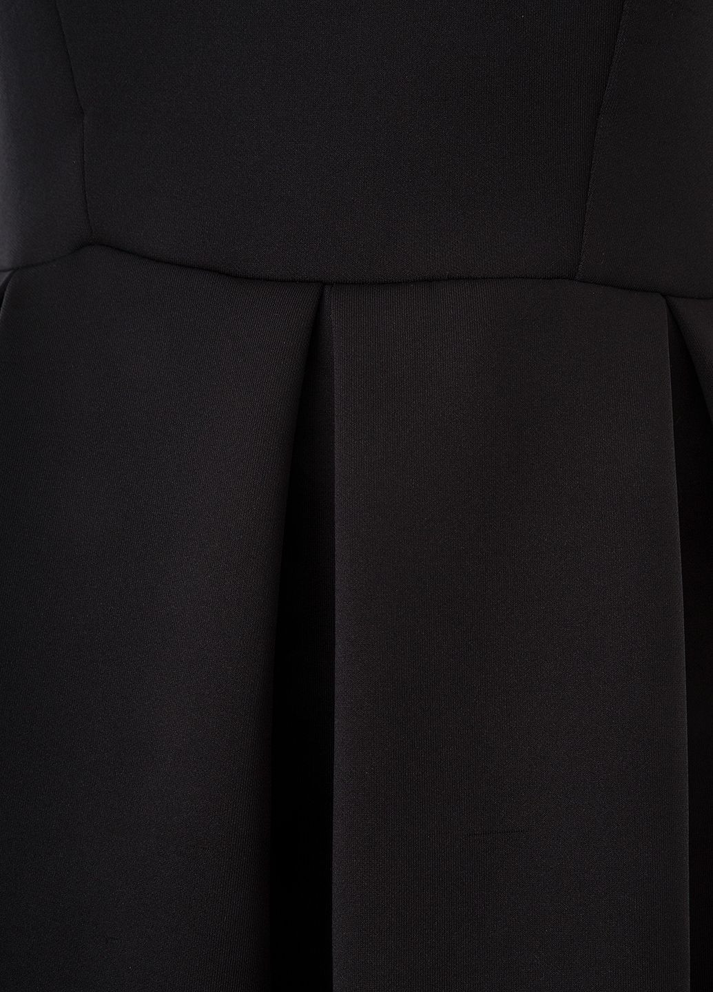 Черное коктейльное платье Miss Miss однотонное