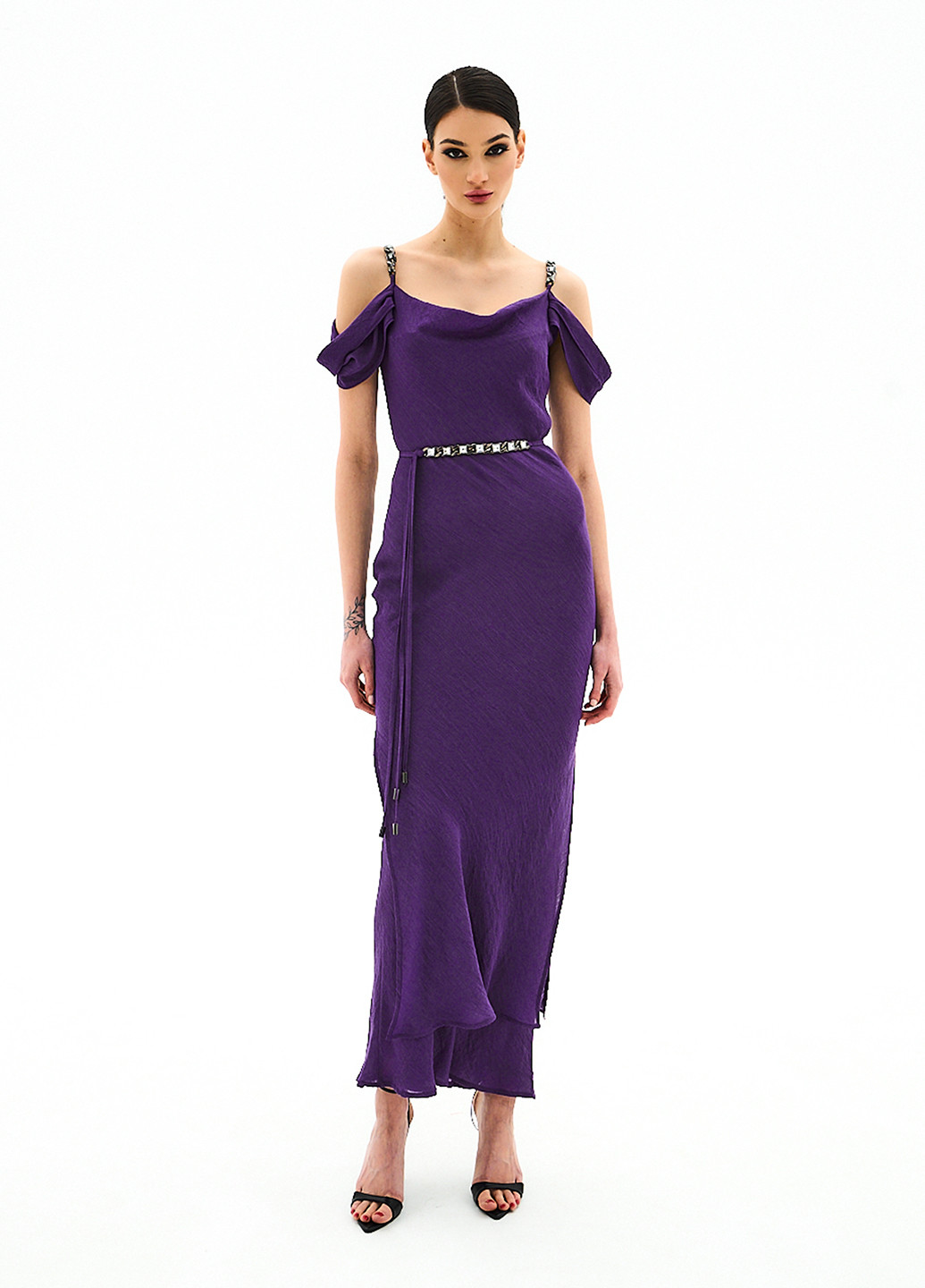 Фиолетовое кэжуал платье с открытыми плечами BGL однотонное