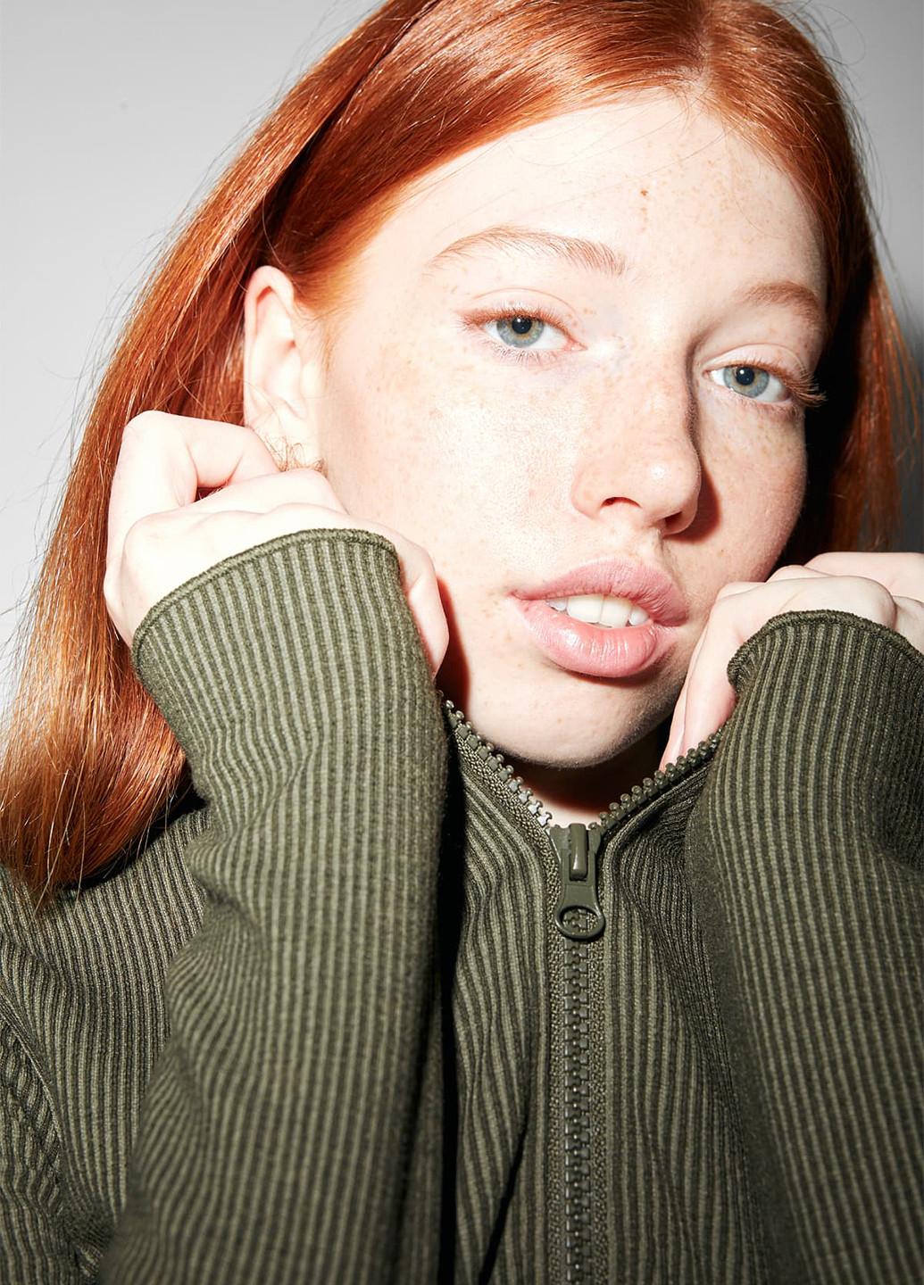 Топ C&A (293820107)