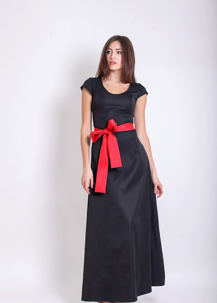 Черное кэжуал женское платье подіум joanne черный Podium однотонное